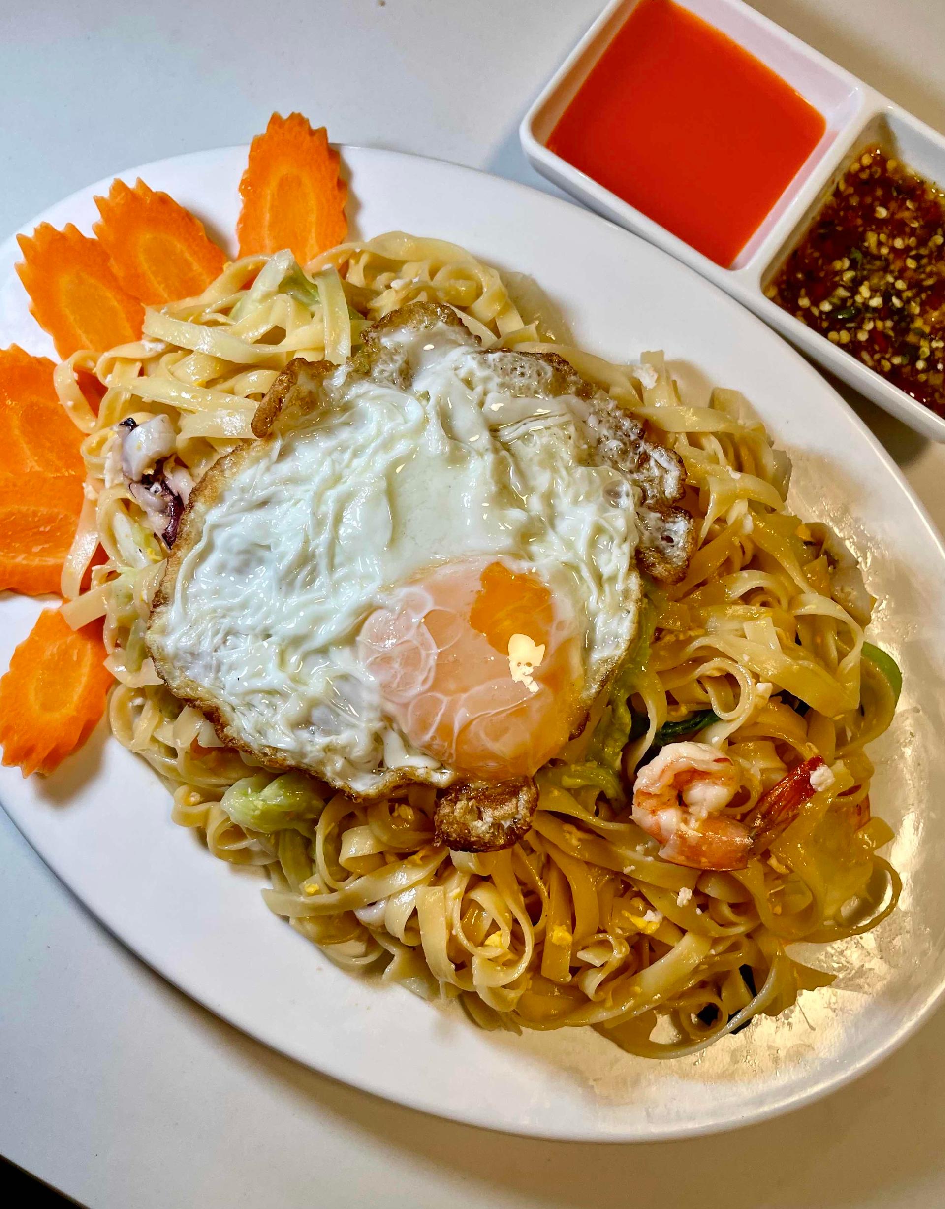 មីឆាគ្រឿងសមុទ្រ