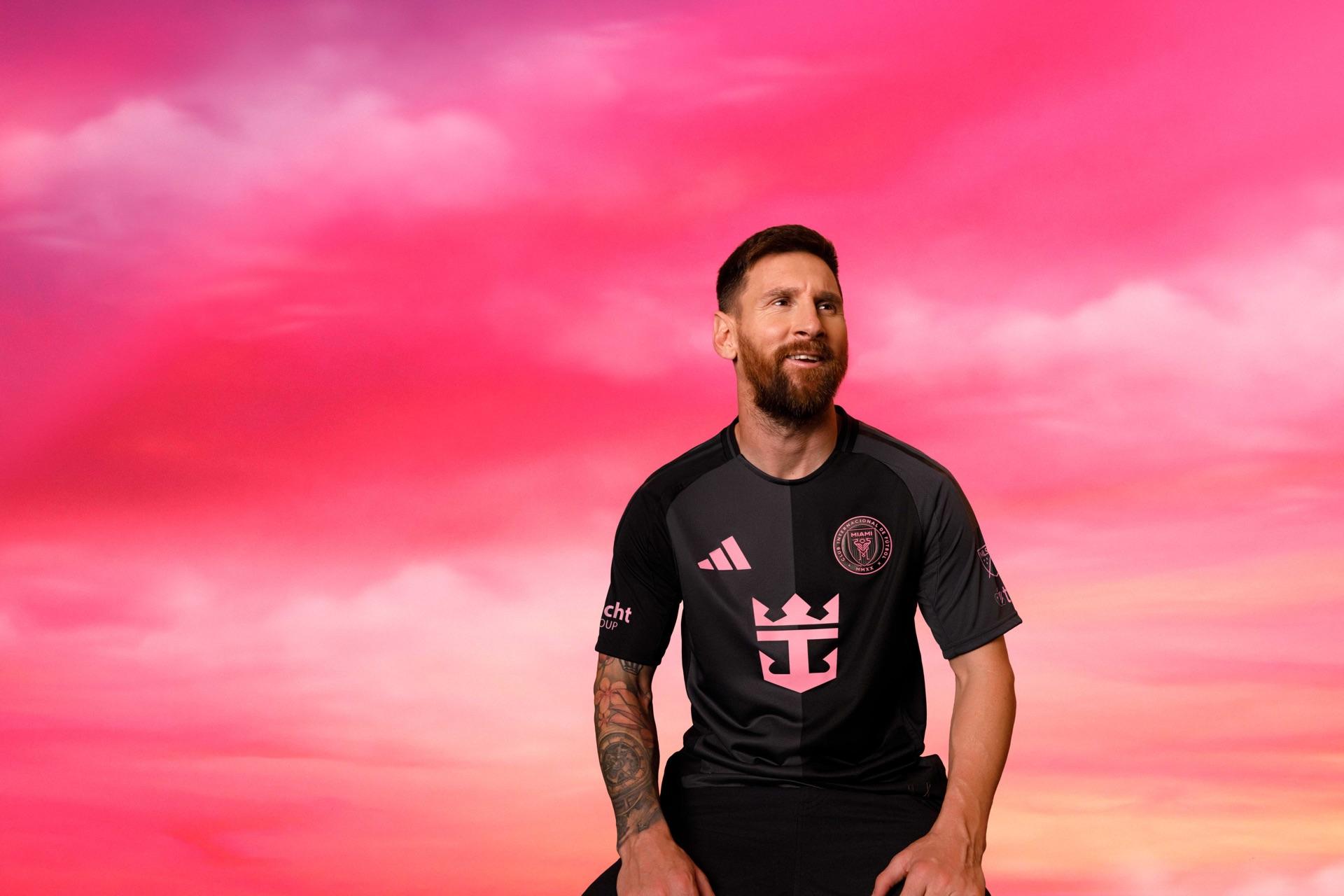 Inter Miami 25/26 Away kit ( player )