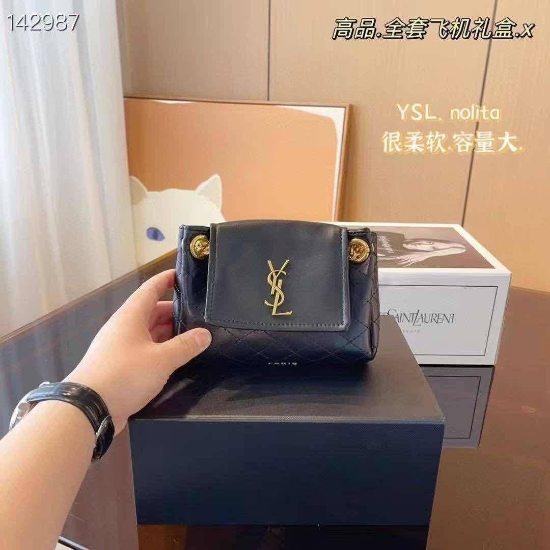 កាបូបysl