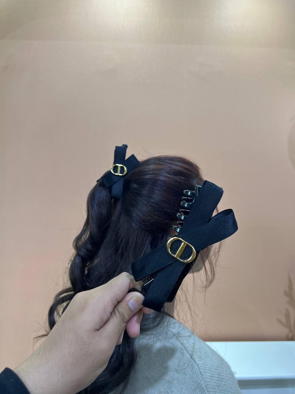 Bananas Clip