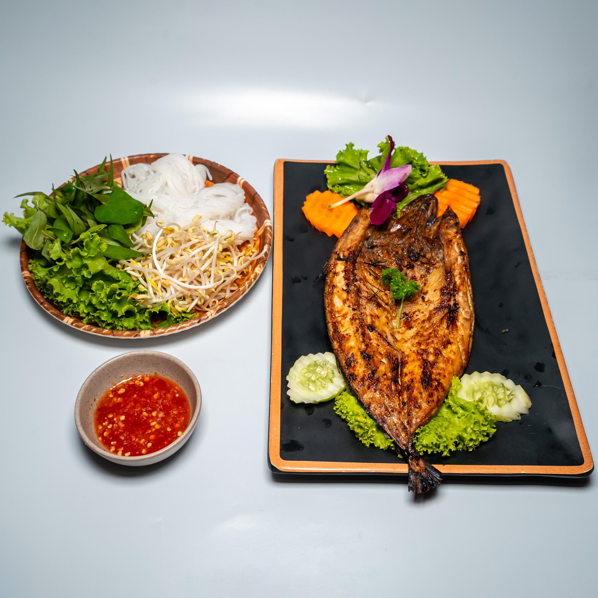 ត្រីសាបាក់អាំងអំបិលម្ទេស