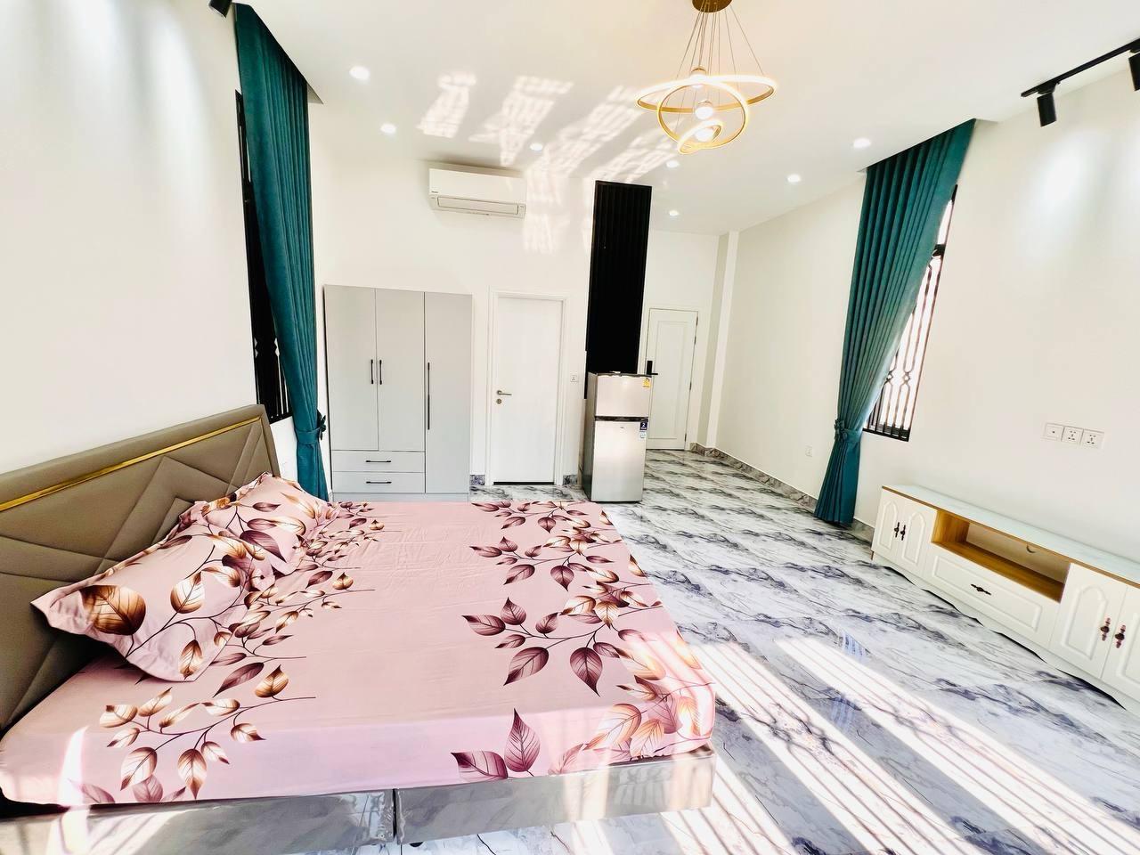 Apartment ផ្សារដើមថ្កូវ