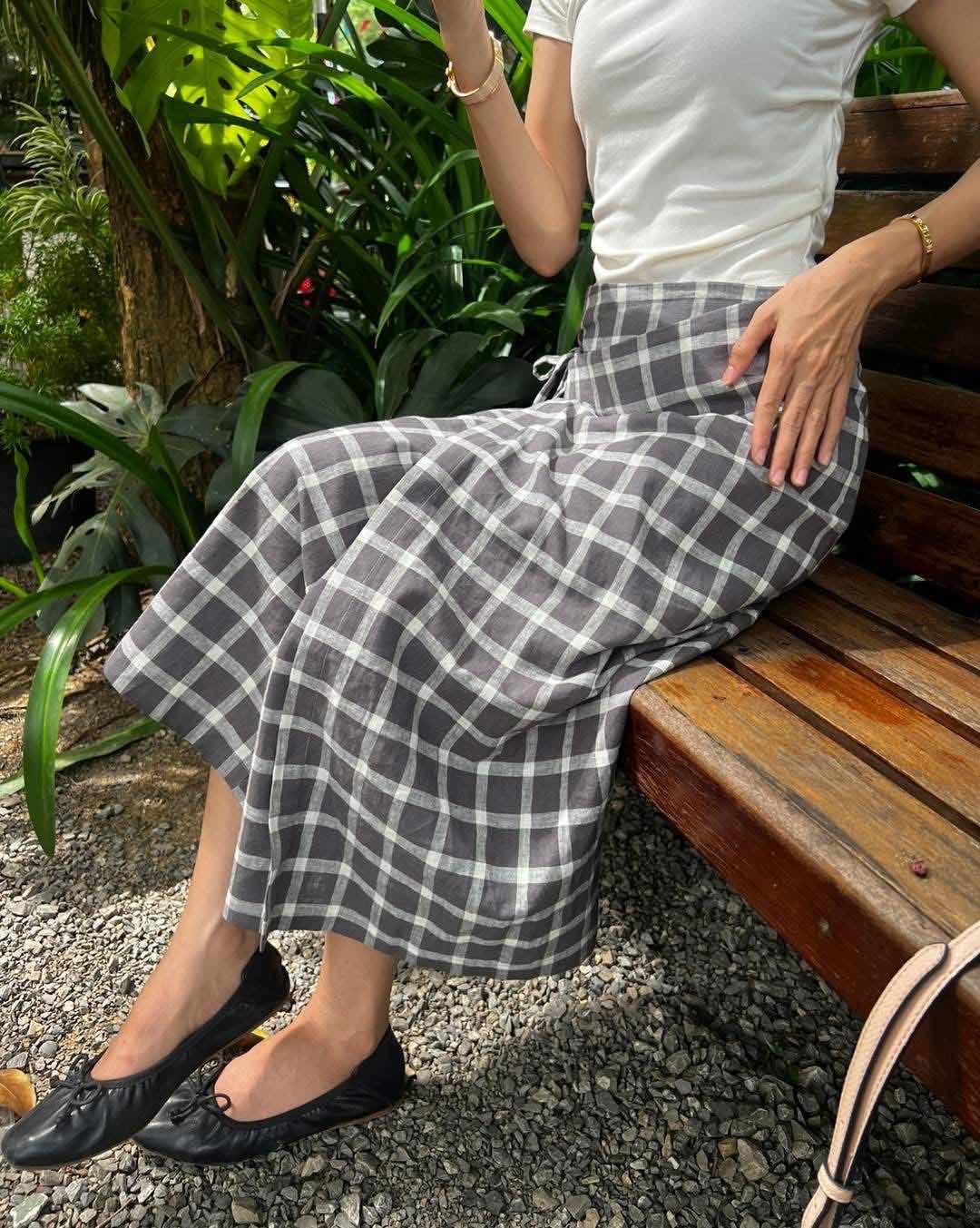 The aida wrap skirt-សំពត់បត់ចងបូ