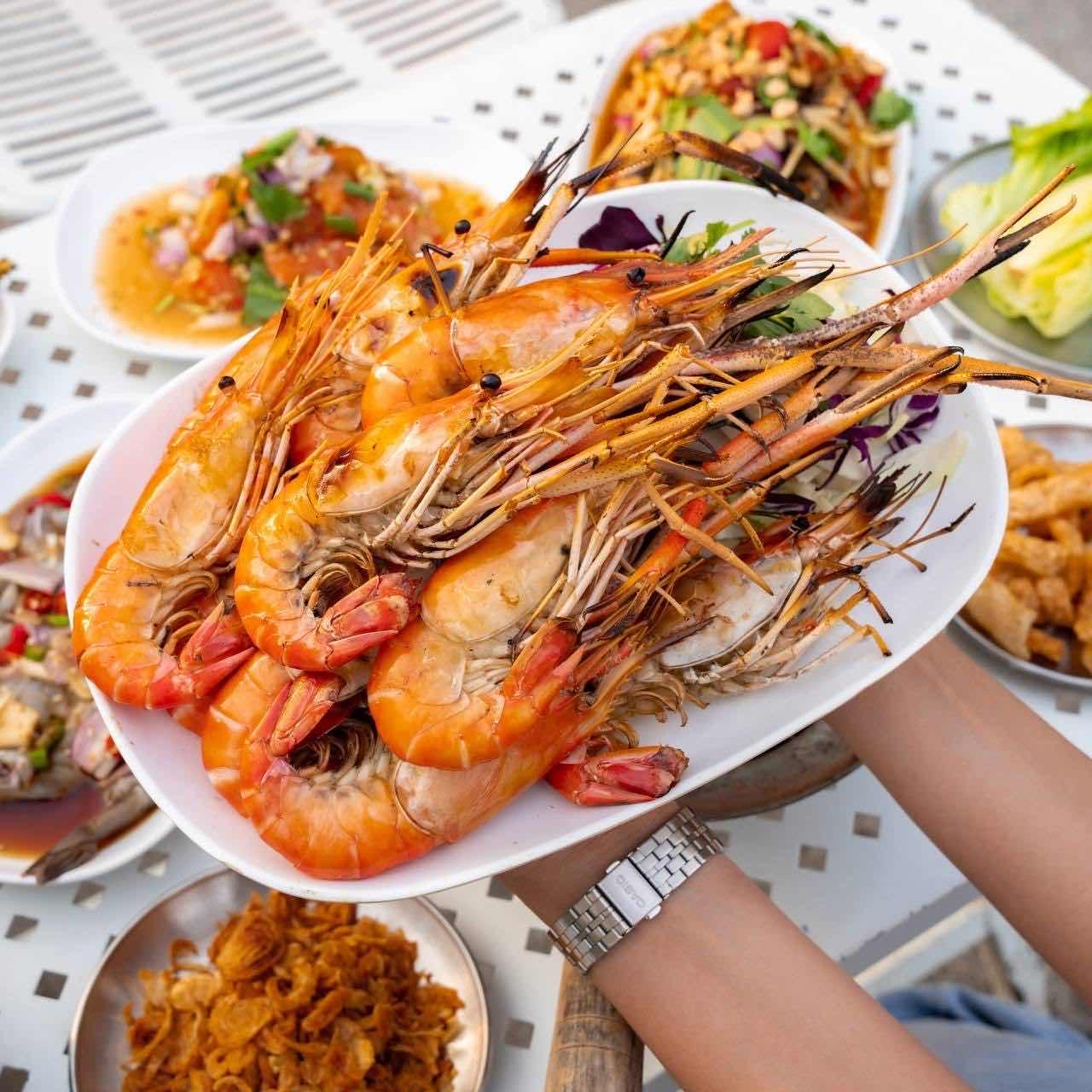 បង្កងអាំងអំបិលម្ទេស