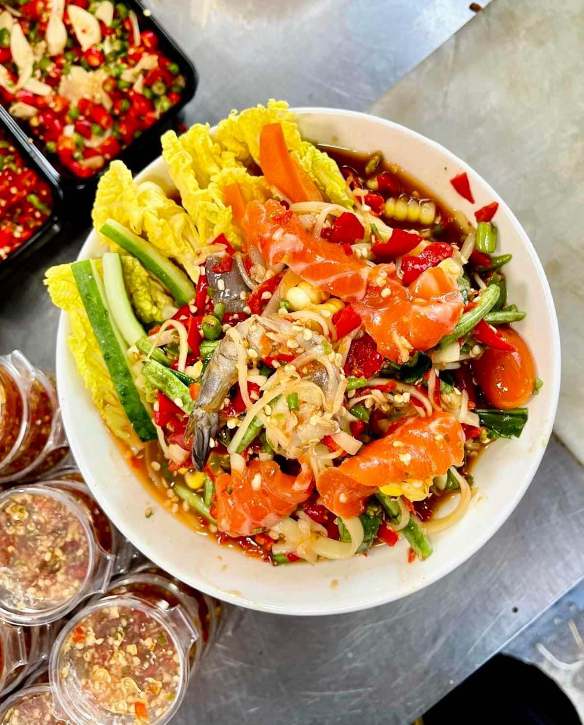 បុកល្ហុងចំរុះ