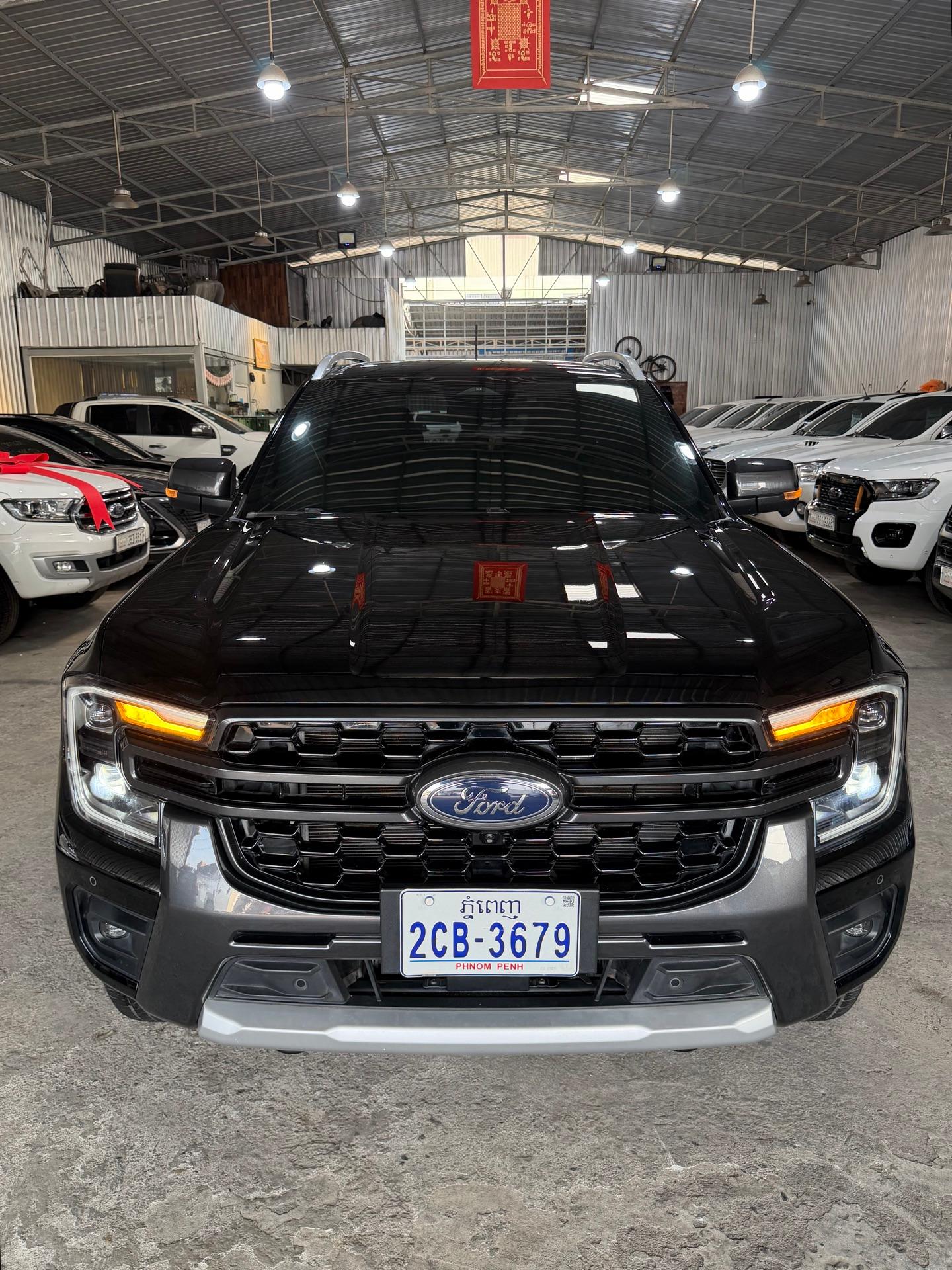 Wildtrak 2023 សុីន១ជុំស្គត់១ជុំ 35000