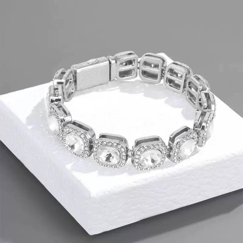 Bracelet-ខ្សែដៃ L0029