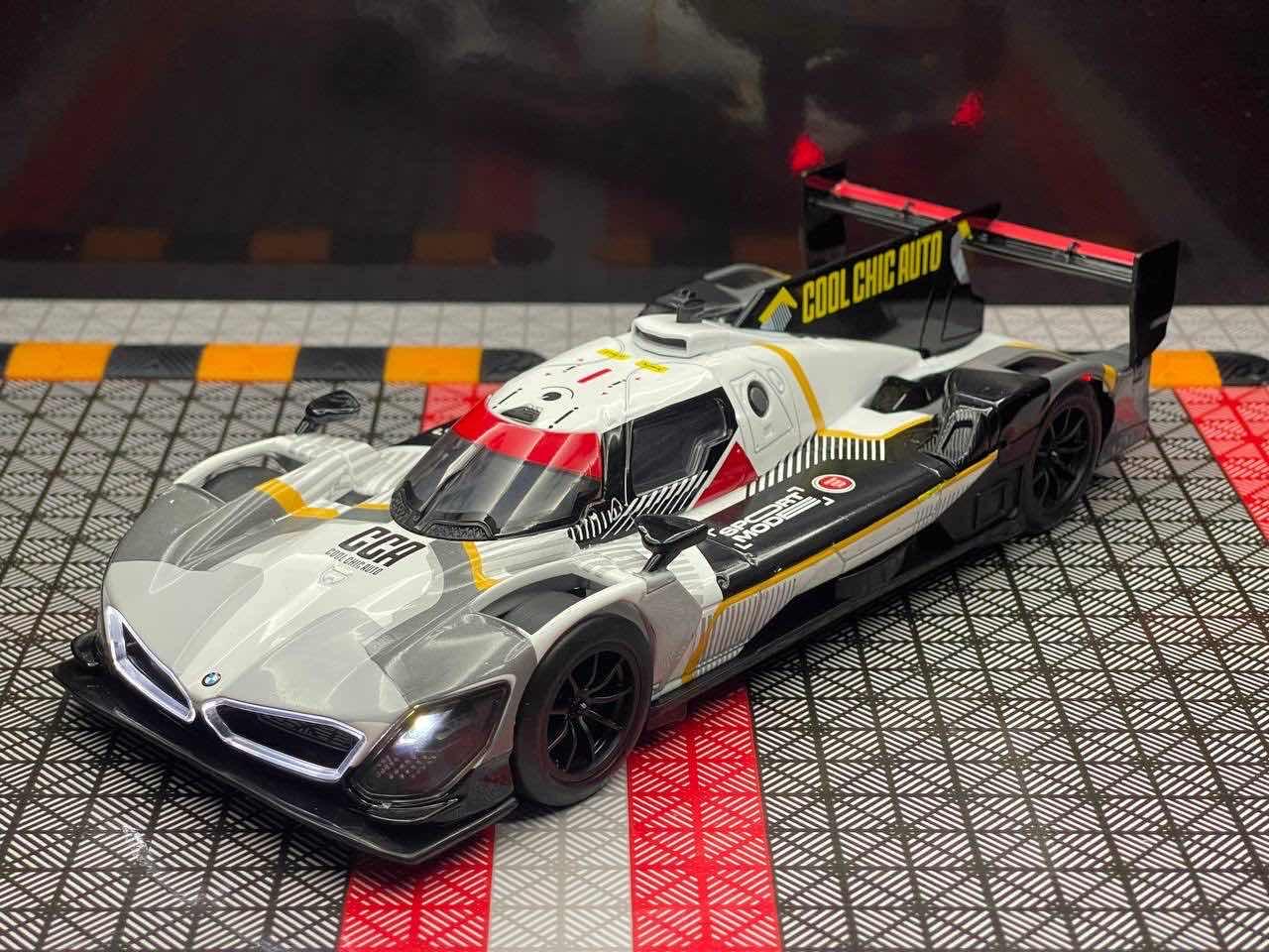 BMW M Hybrid V8
