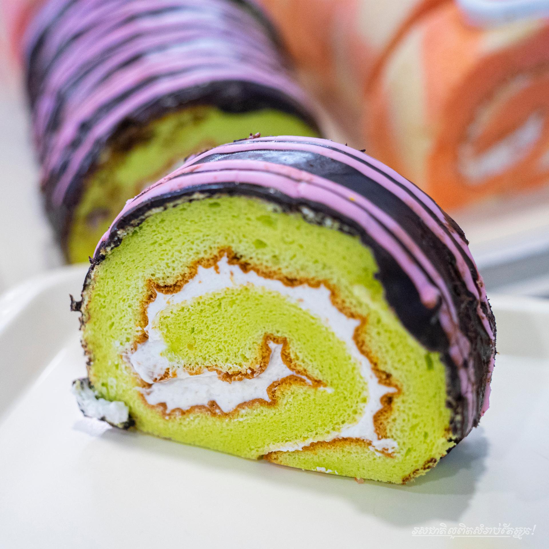 Chocolate Covered Swiss Roll 1pcs