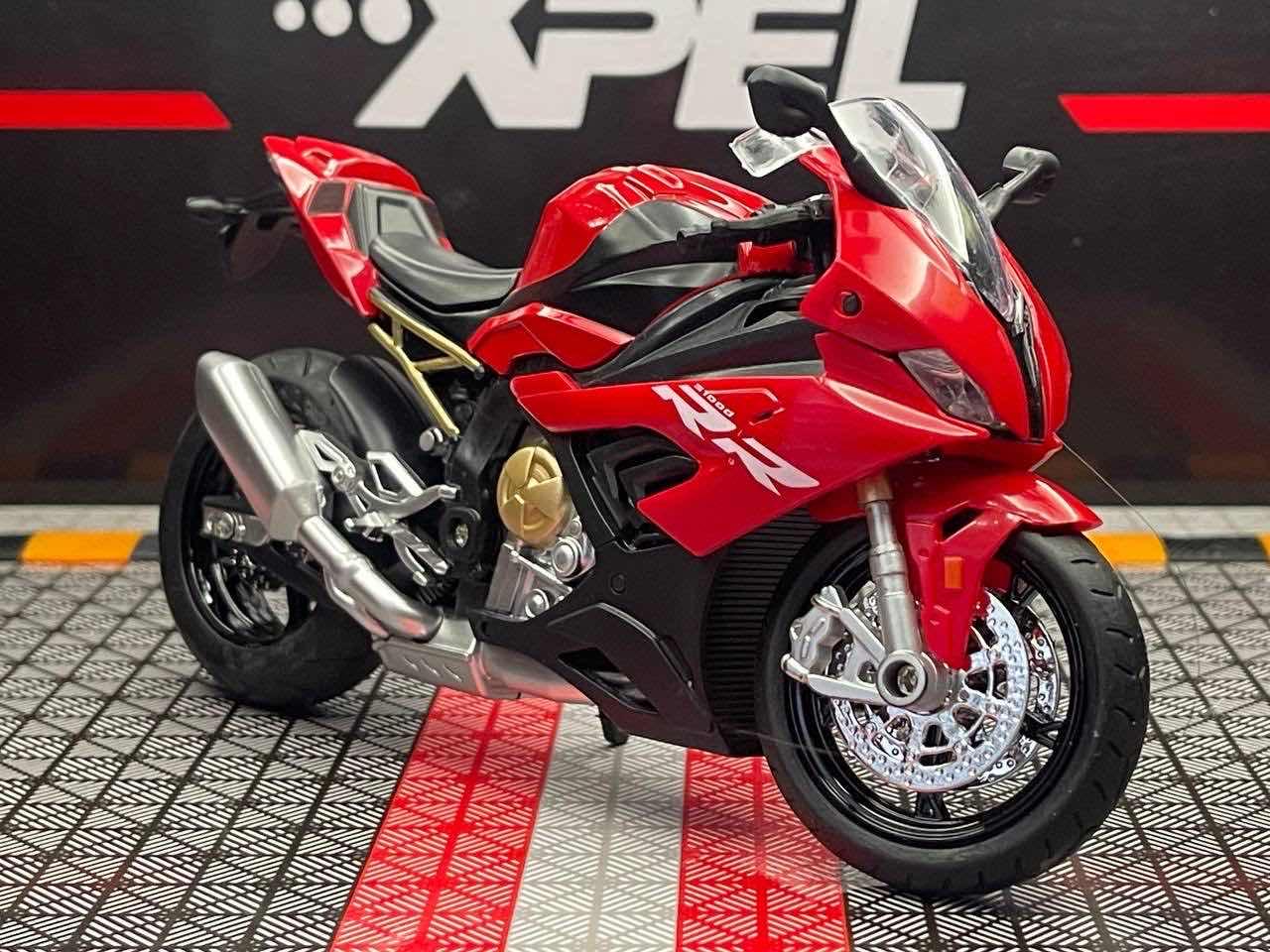 BMW S1000RR